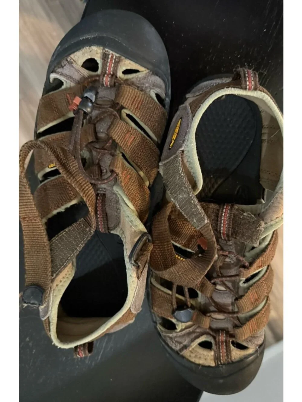 KEEN Newport H2 Brown Big Kid Youth Sandals Waterproof Sport Beach Hiking Sz 6